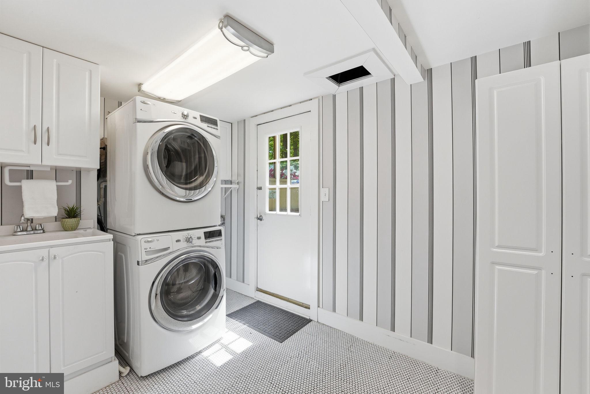 POTOMAC WOODS - Residential