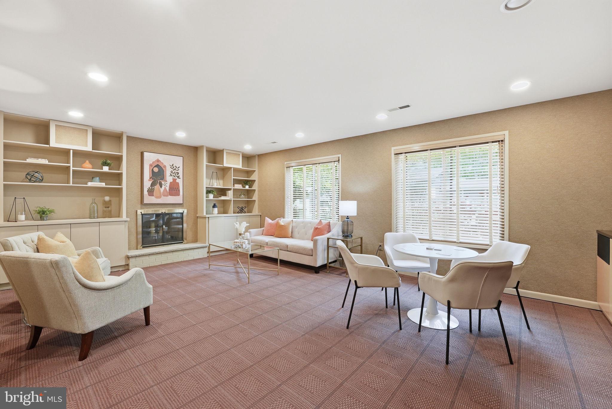 POTOMAC WOODS - Residential