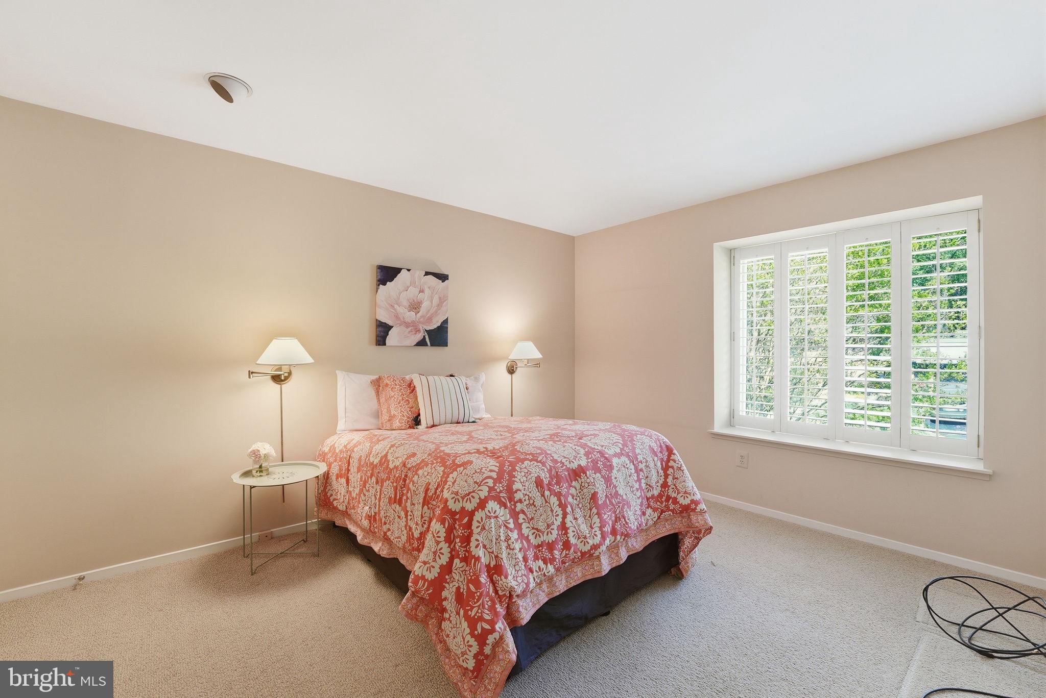 POTOMAC WOODS - Residential