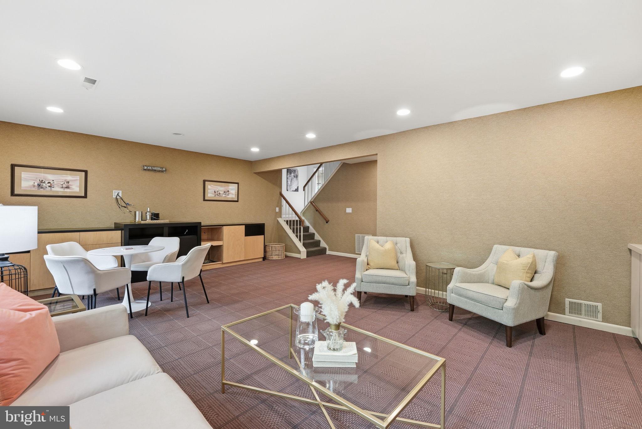 POTOMAC WOODS - Residential