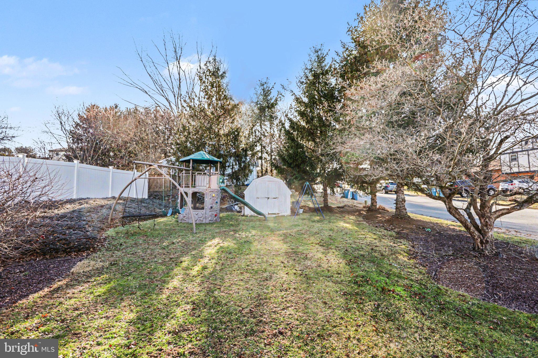 MEMFORD ESTATES - Residential