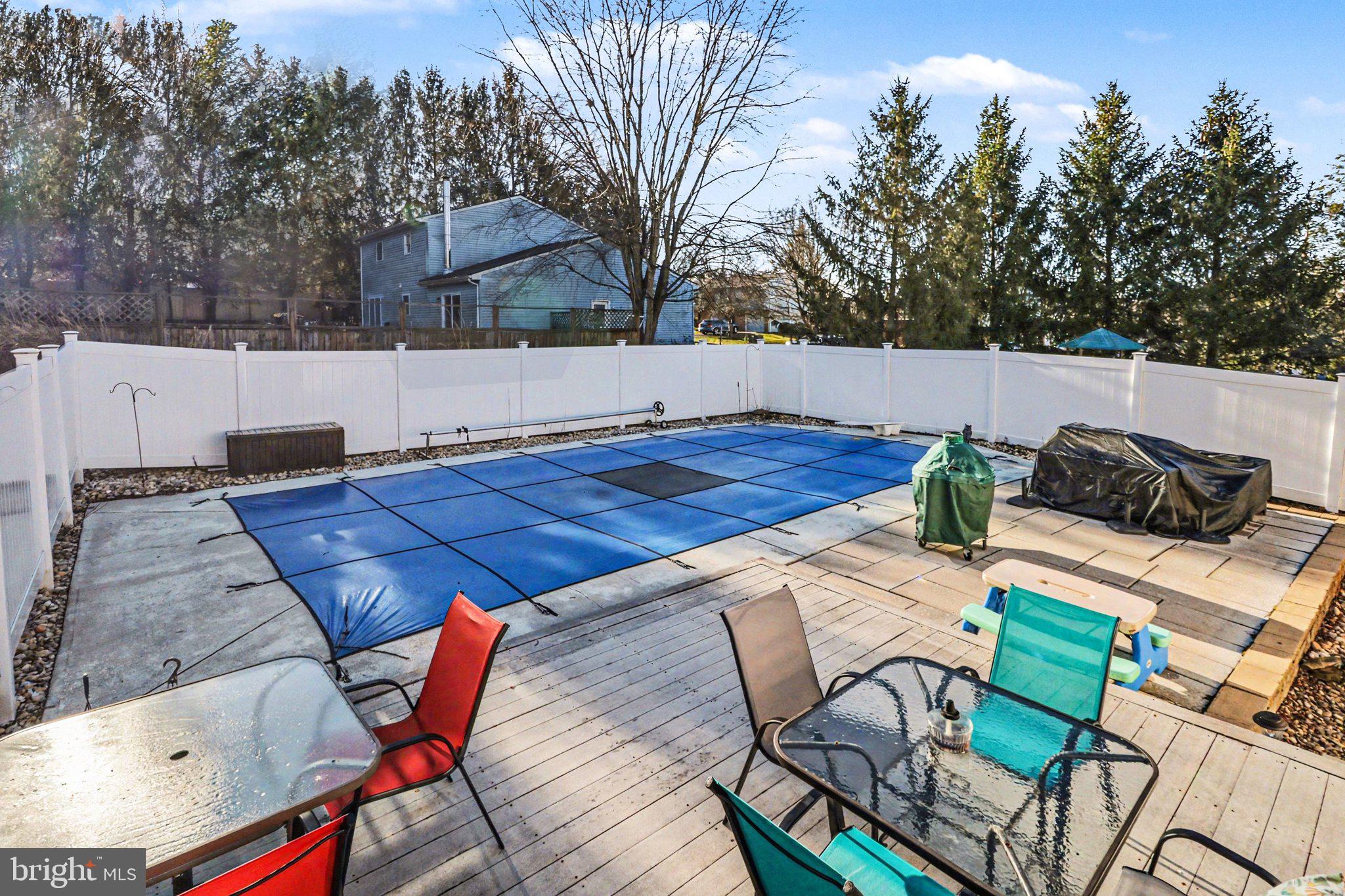 MEMFORD ESTATES - Residential