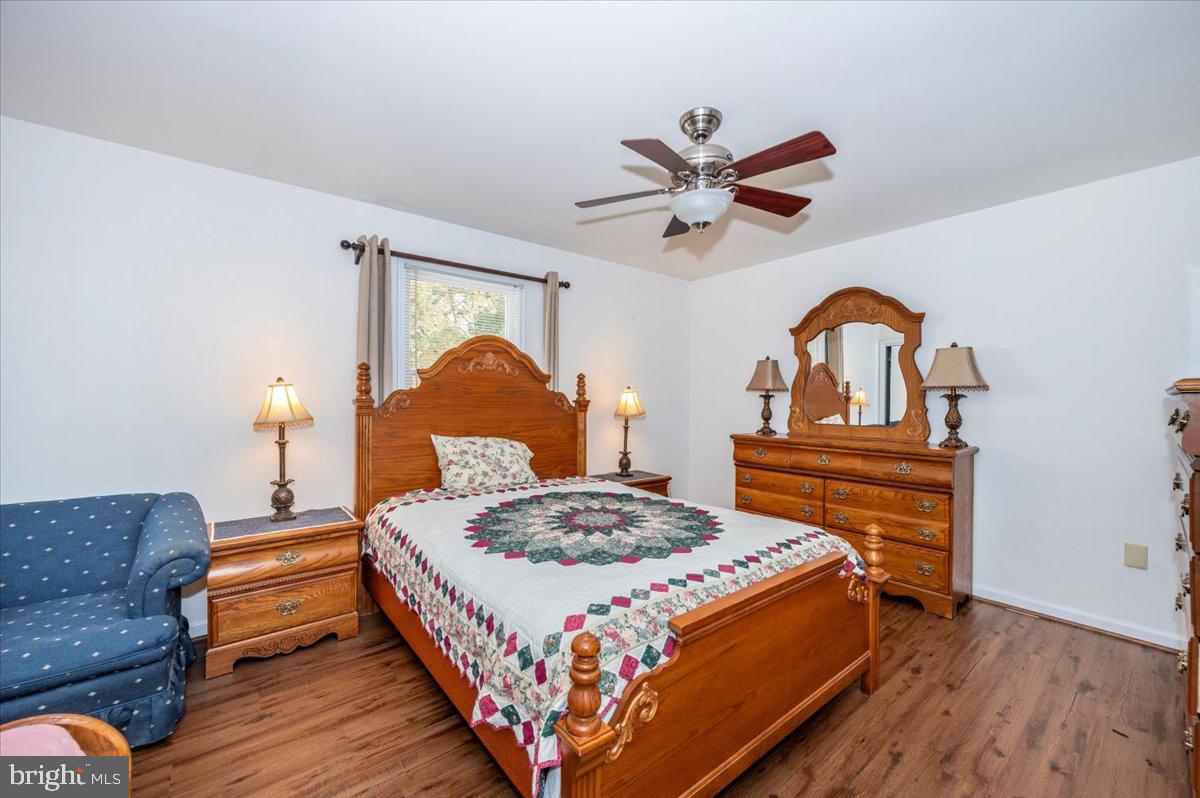 TOWNE OAK VILLAGE - Residential