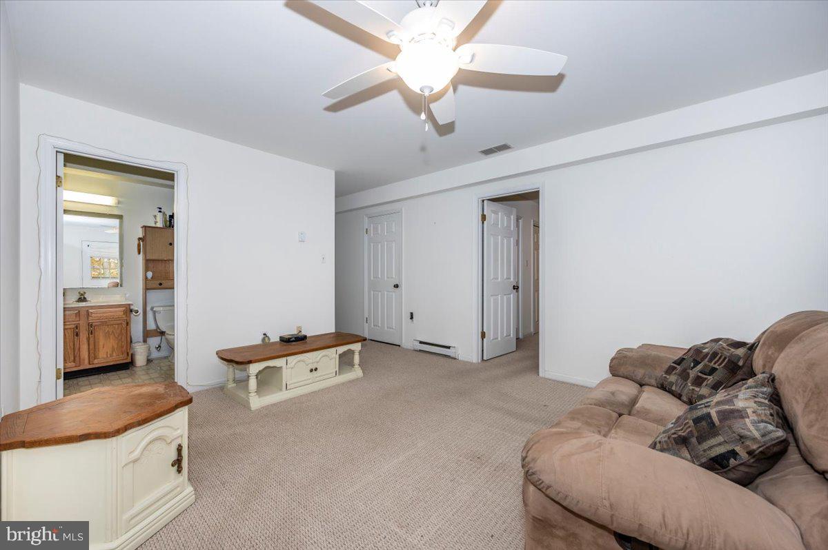 TOWNE OAK VILLAGE - Residential