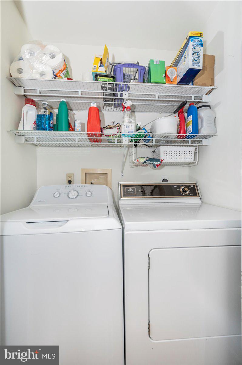 TOWNE OAK VILLAGE - Residential