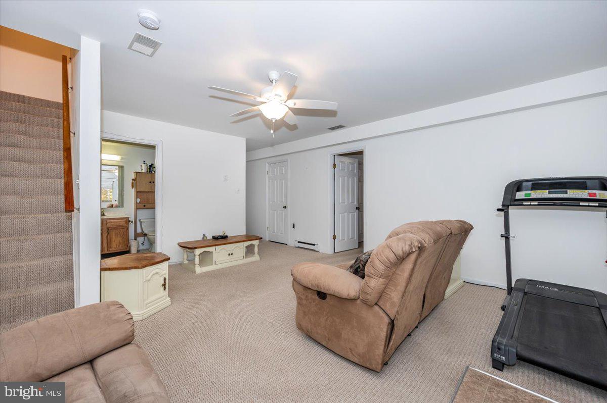 TOWNE OAK VILLAGE - Residential