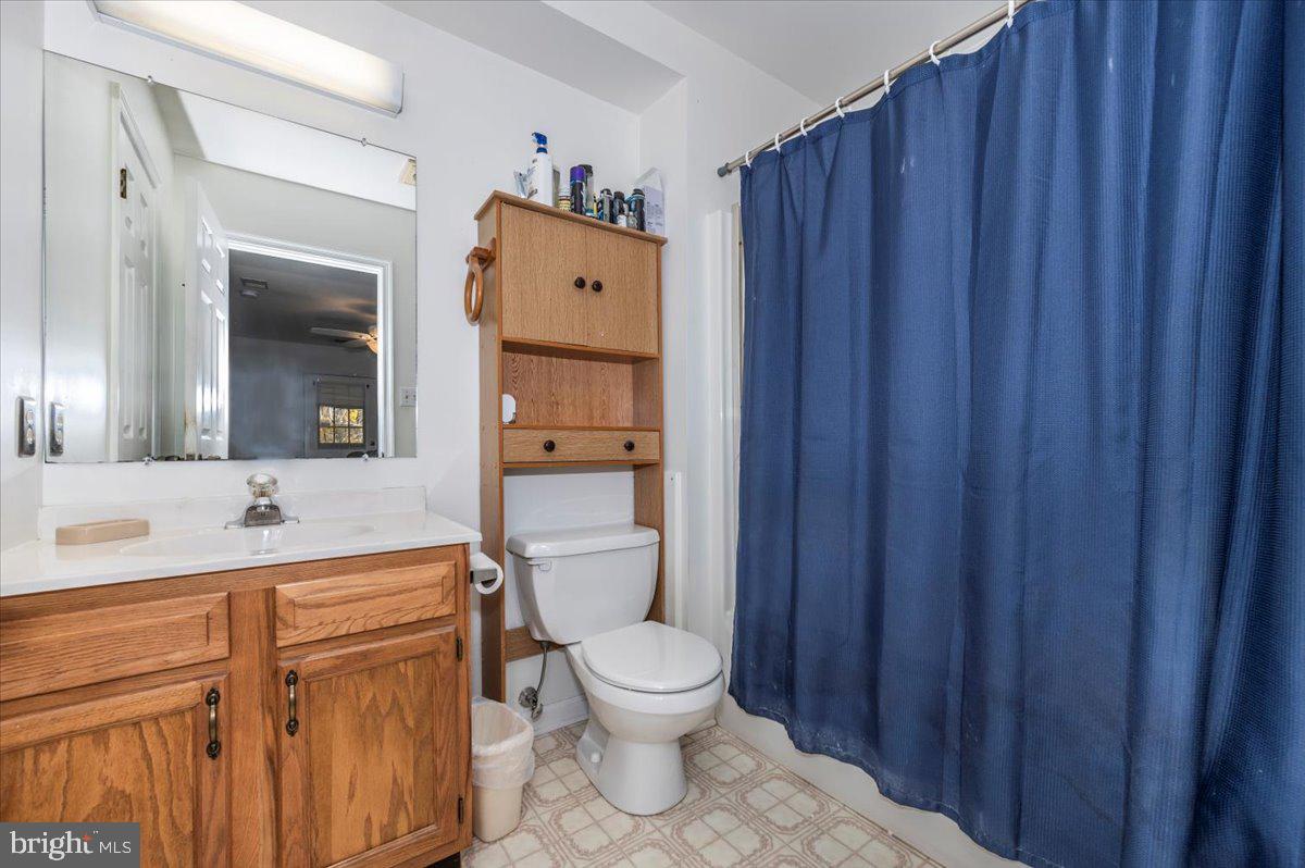 TOWNE OAK VILLAGE - Residential