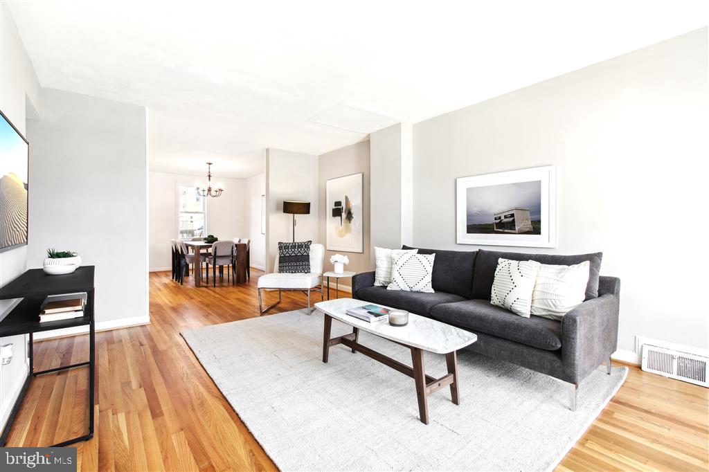 NORTH POINT VILLAGE - Residential