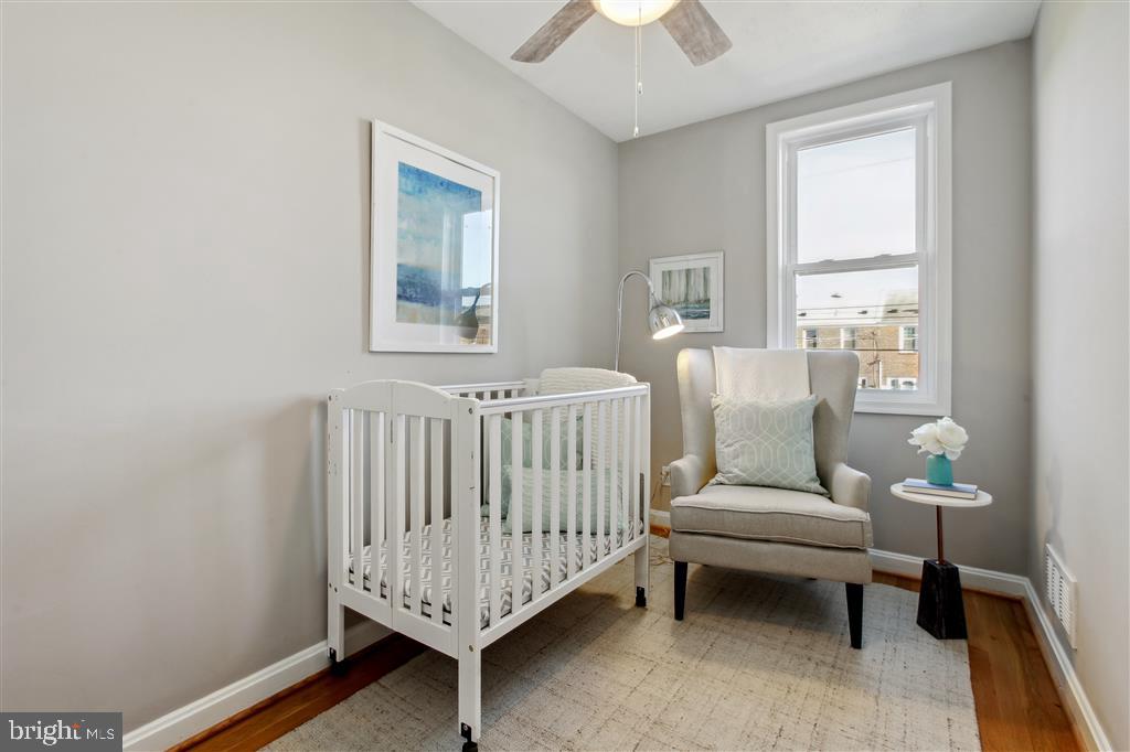 NORTH POINT VILLAGE - Residential