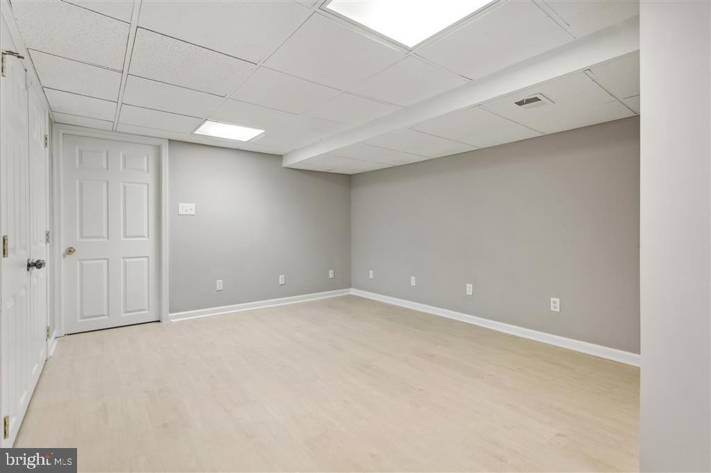 NORTH POINT VILLAGE - Residential