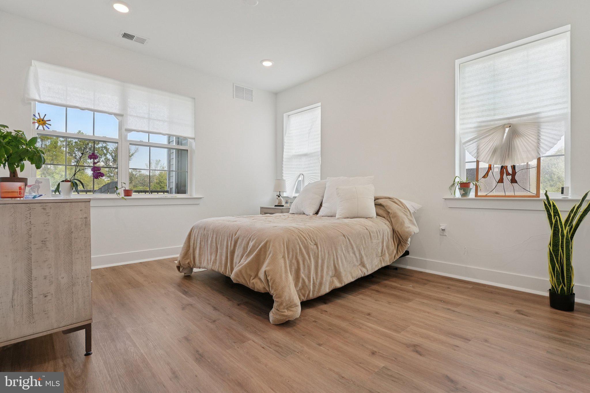 COLLECTION AT HOPEWELL - Residential