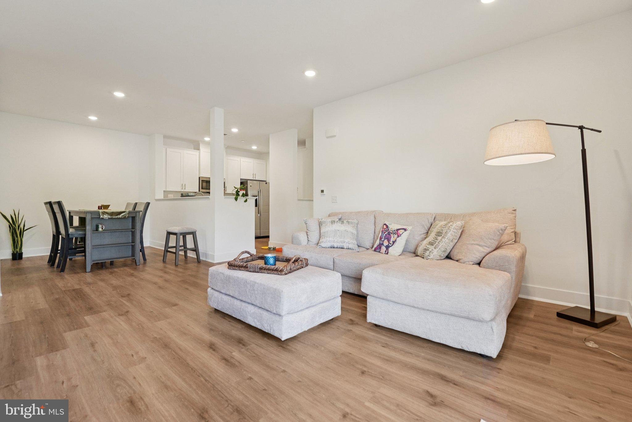 COLLECTION AT HOPEWELL - Residential