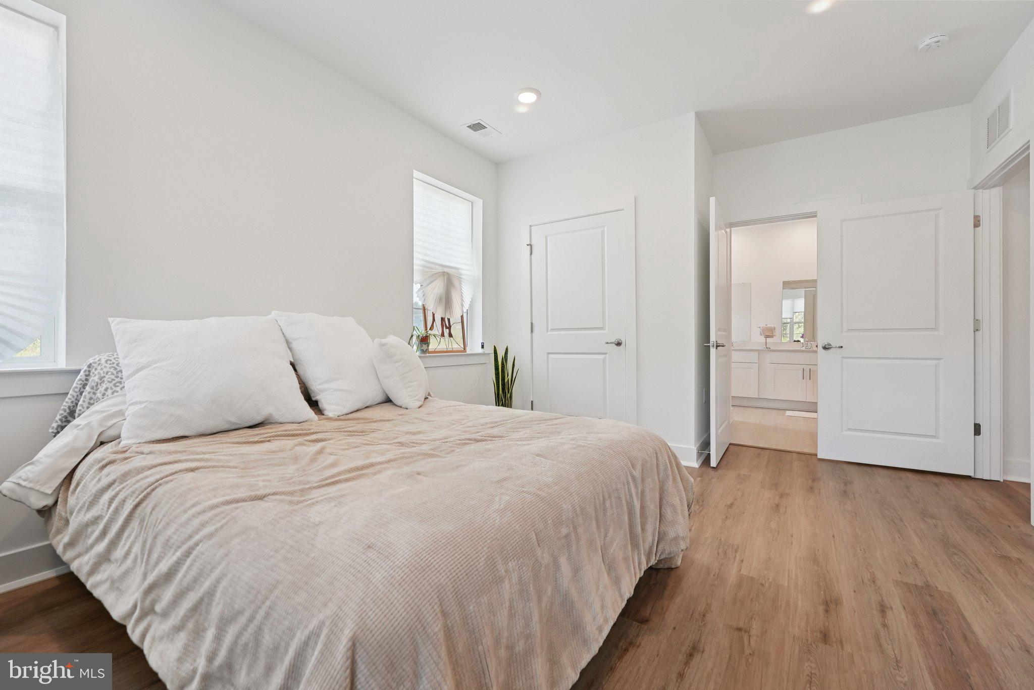 COLLECTION AT HOPEWELL - Residential