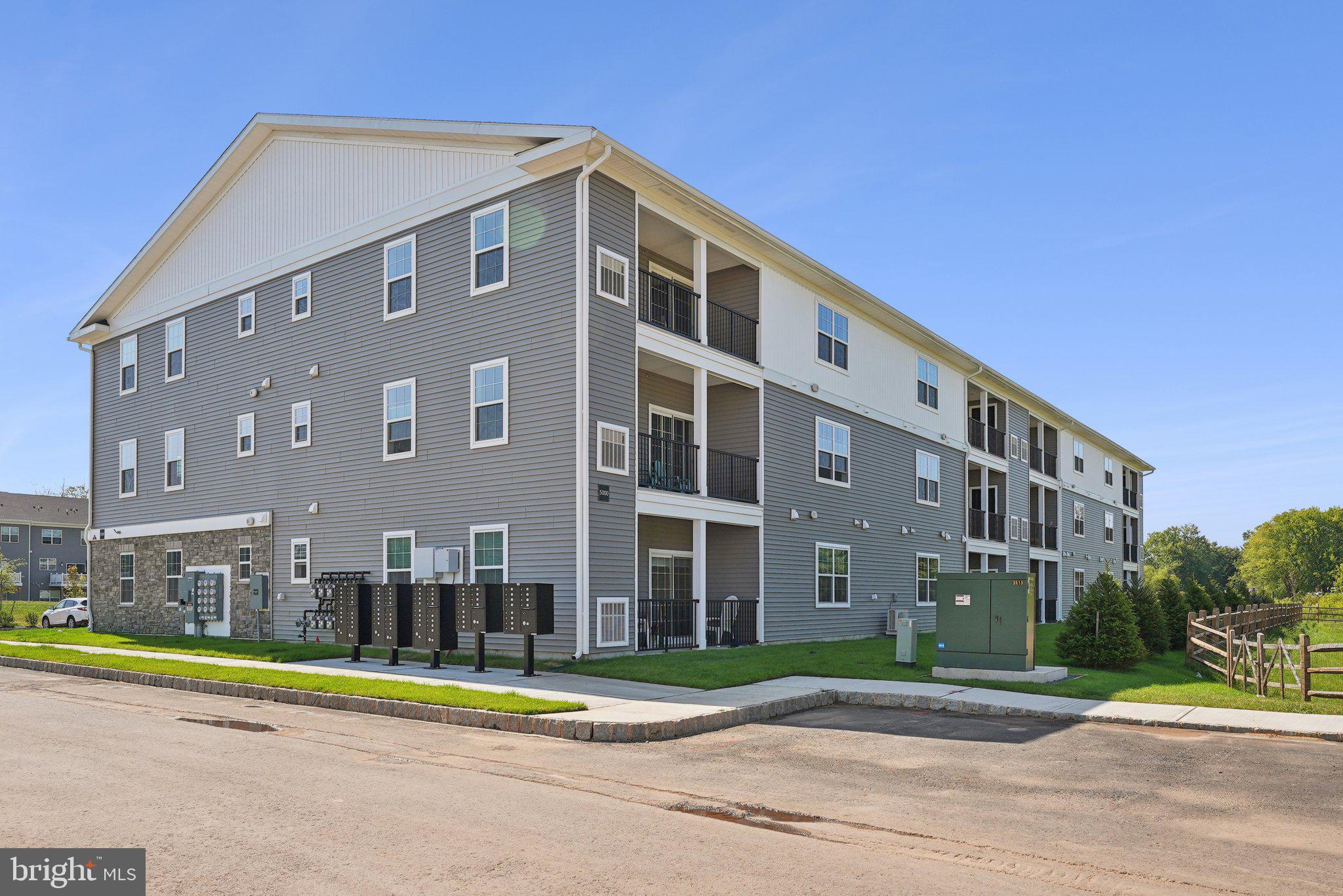 COLLECTION AT HOPEWELL - Residential