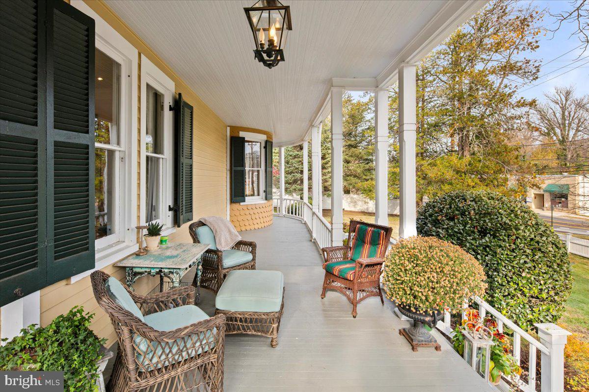 KENSINGTON - Residential