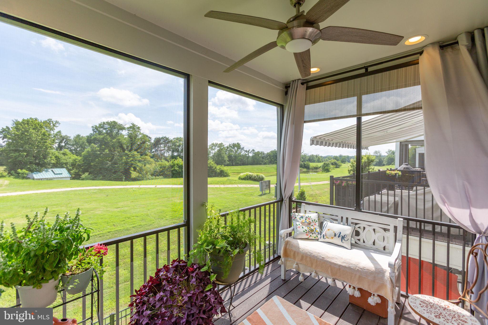609 ANGELFISH WAY