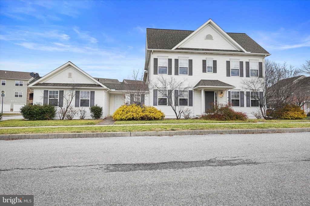 Photo of 403 SHADETREE BLVD, MARIETTA, PA 17547 (MLS # PALA2030570)