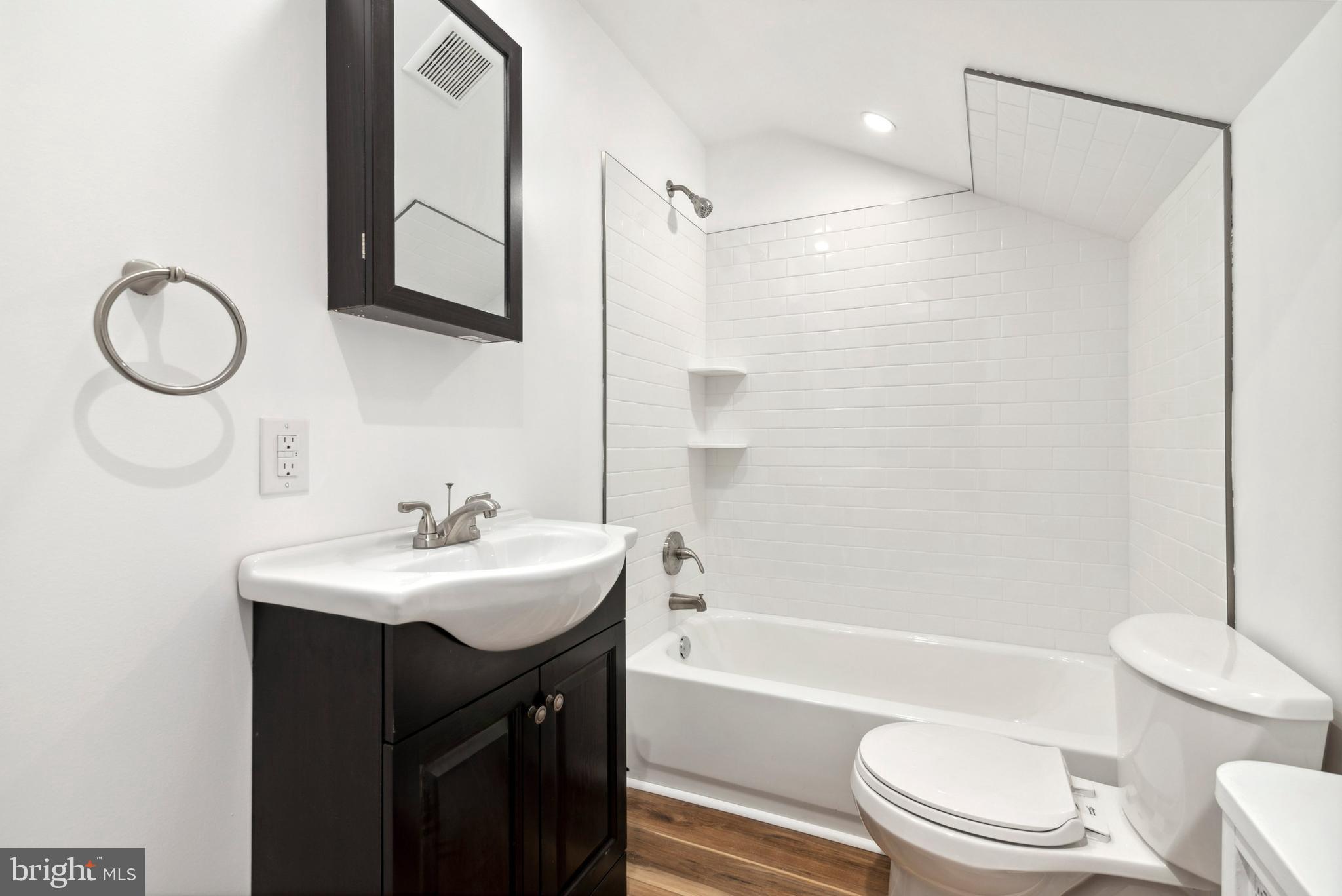 BLAIR MILL VIL EAS - Residential Lease