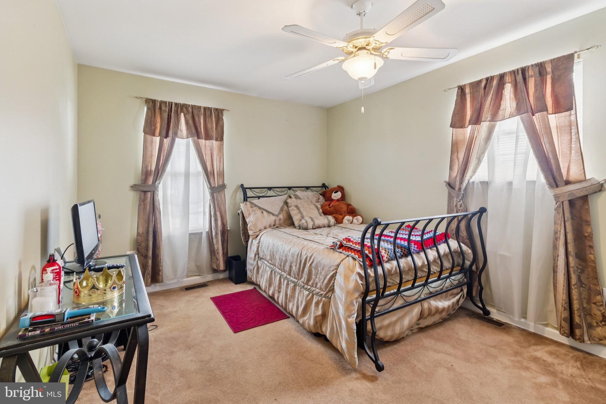 NORTH FORESTVILLE - Residential