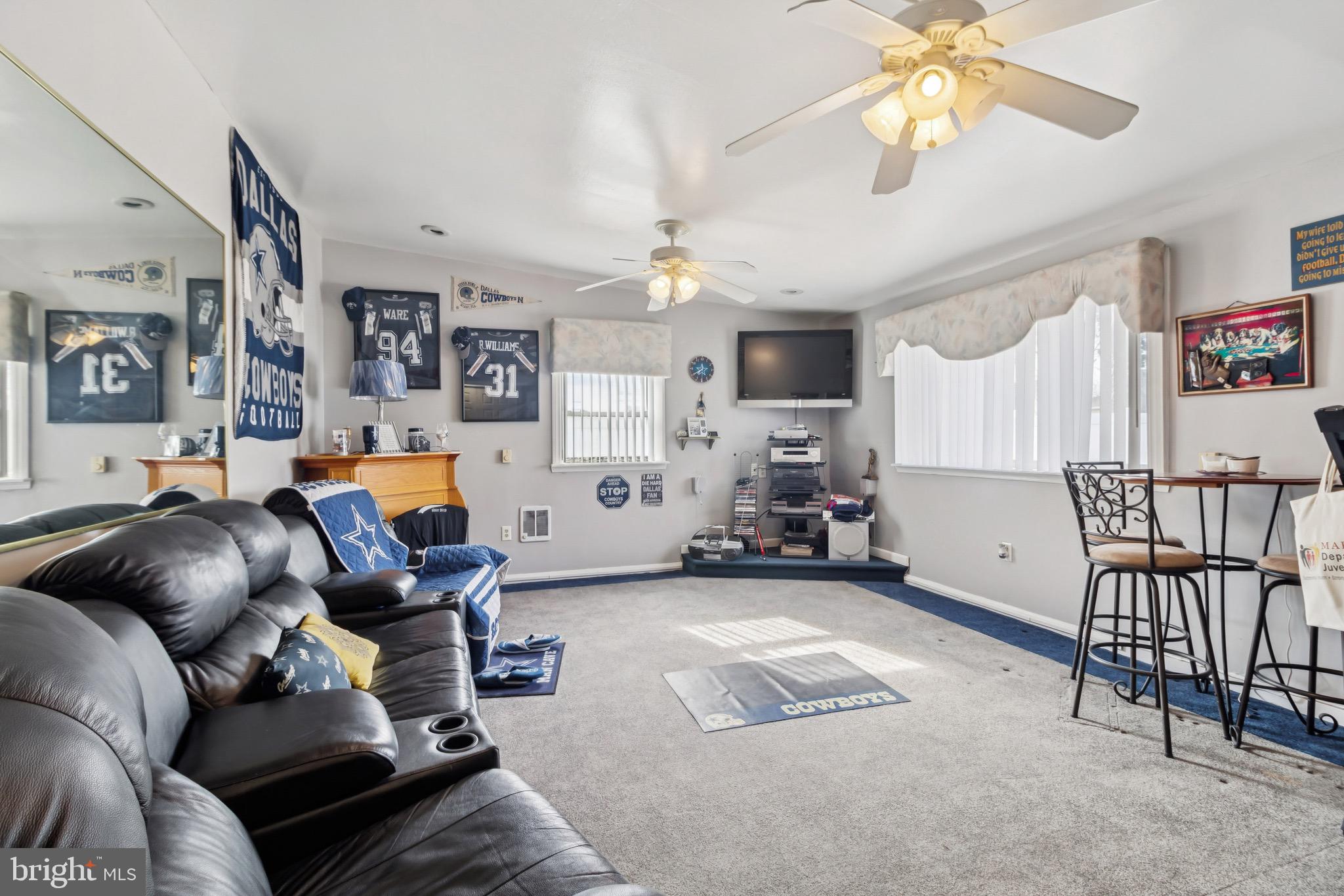 NORTH FORESTVILLE - Residential