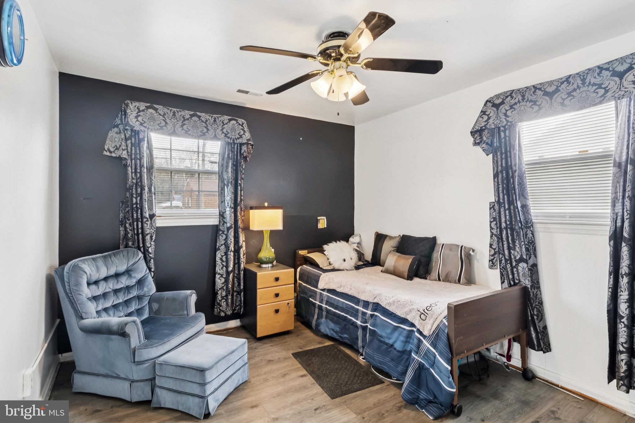 NORTH FORESTVILLE - Residential