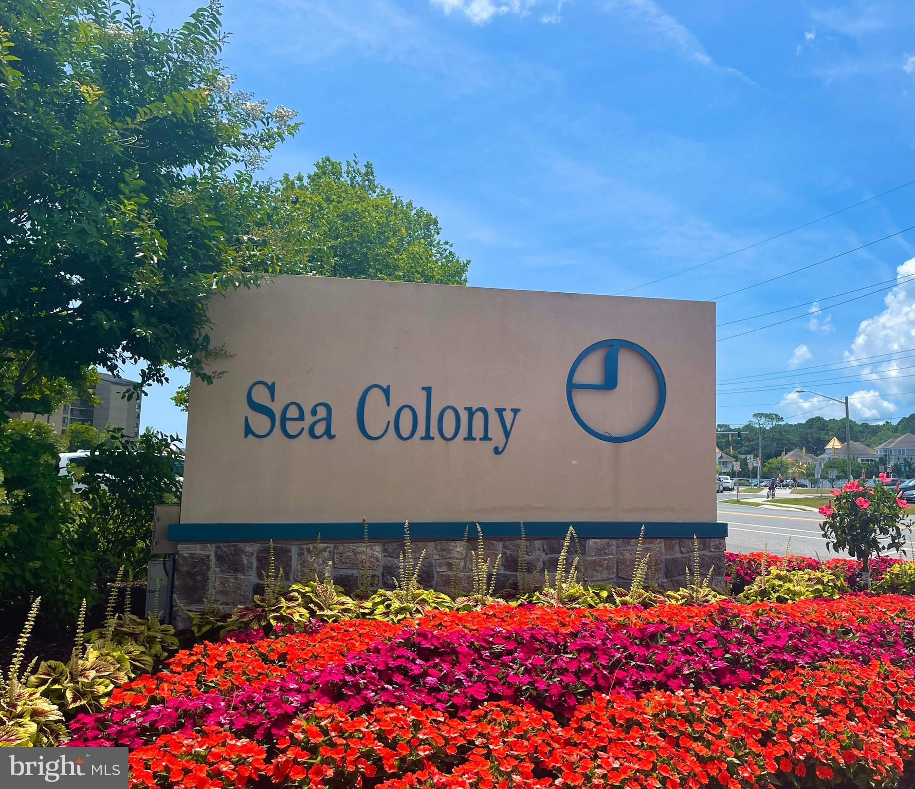 SEA COLONY EAST - Residential