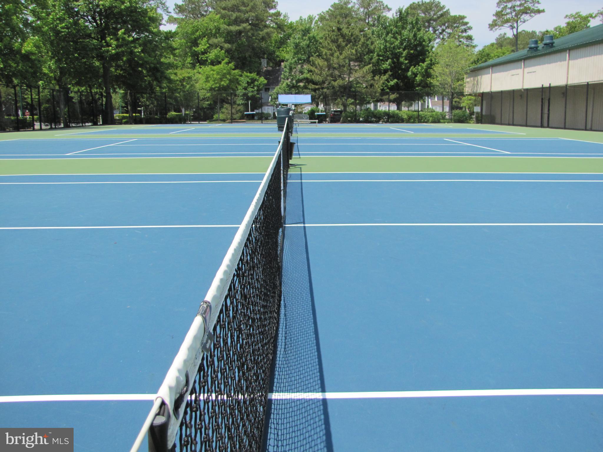 SEA COLONY EAST - Residential