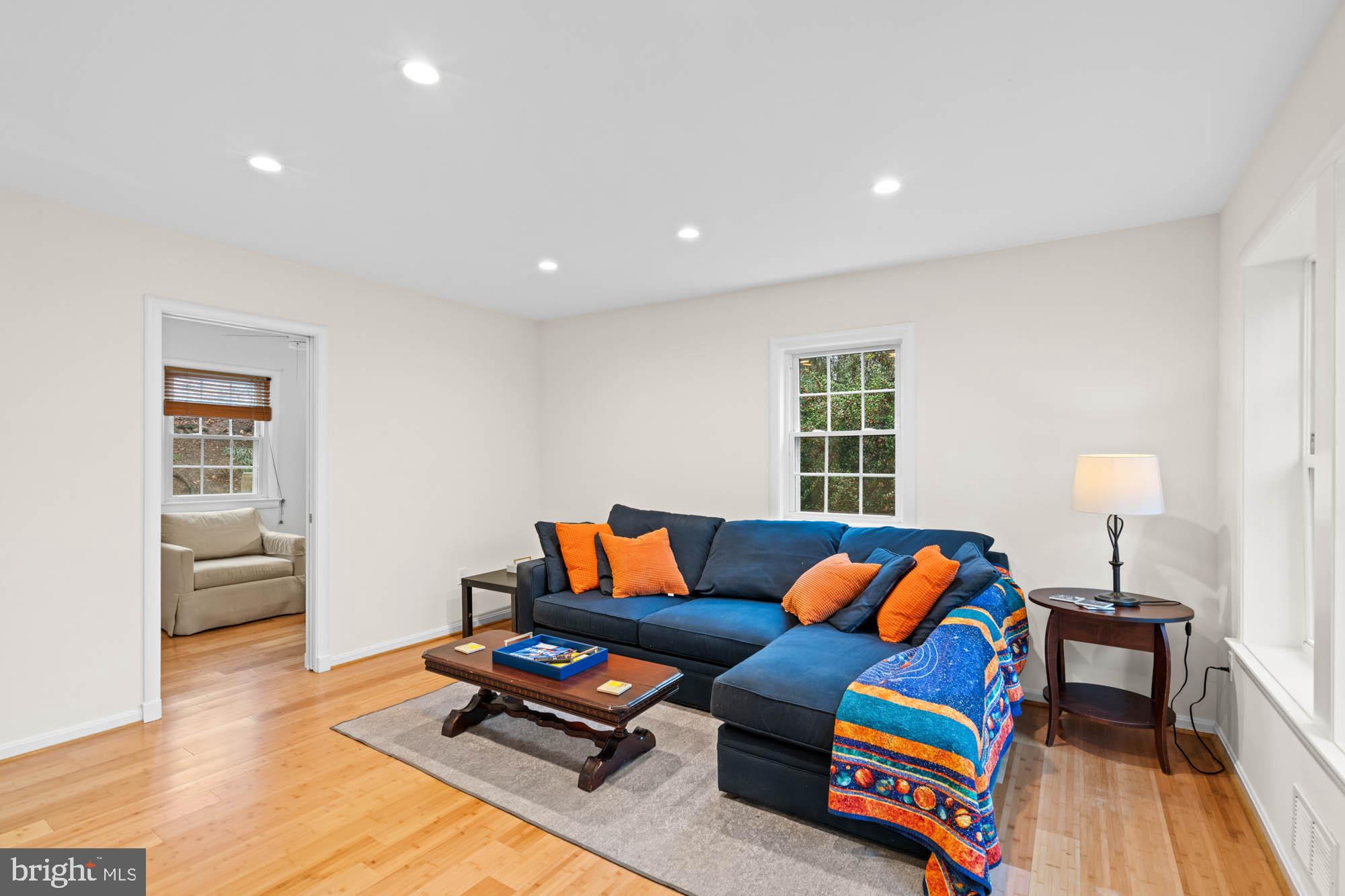 TAKOMA PARK - Residential
