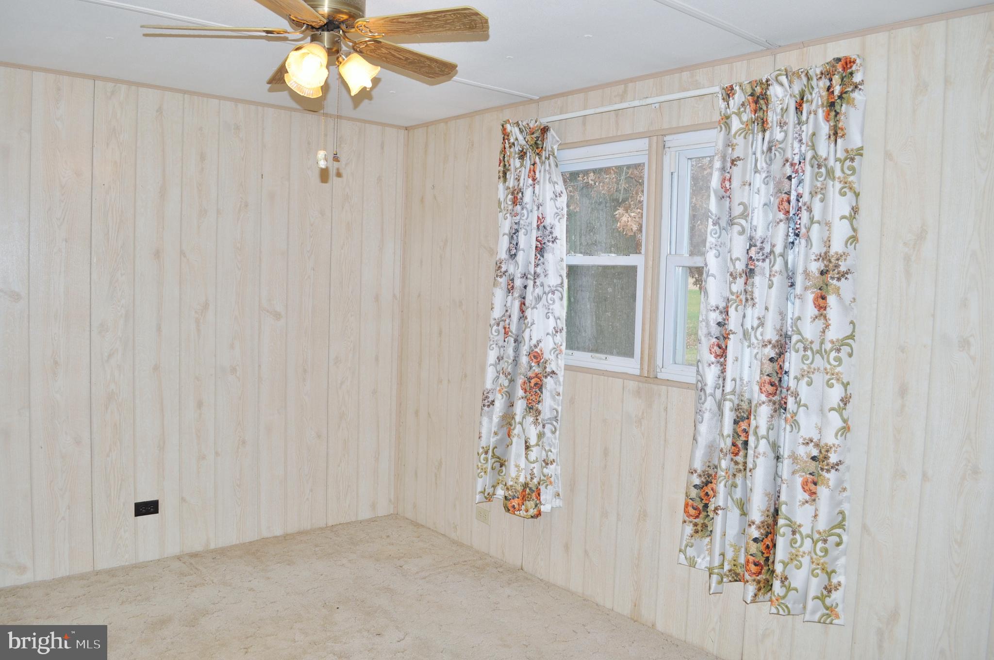 WINDSOR TWP - Residential