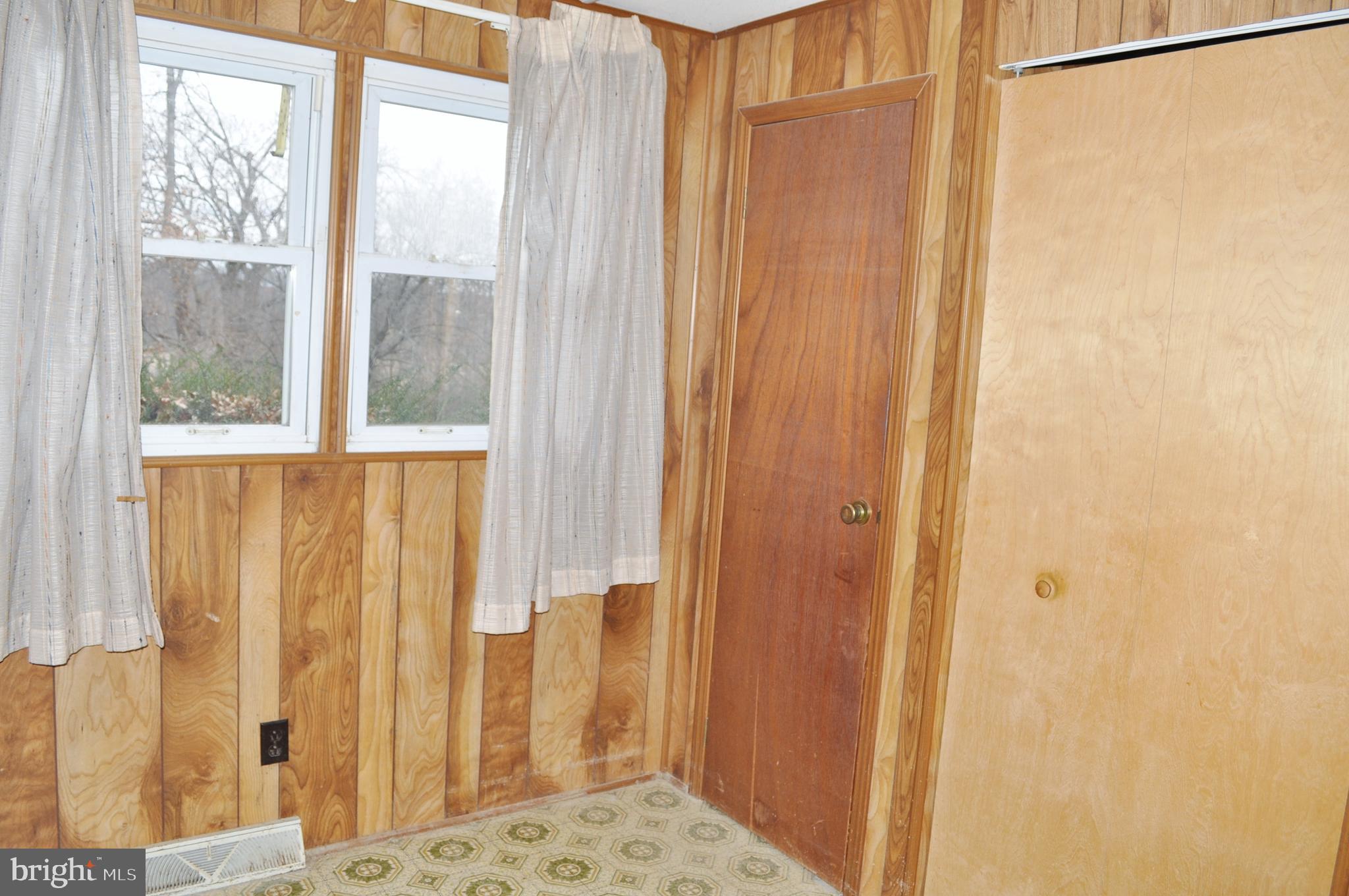 WINDSOR TWP - Residential