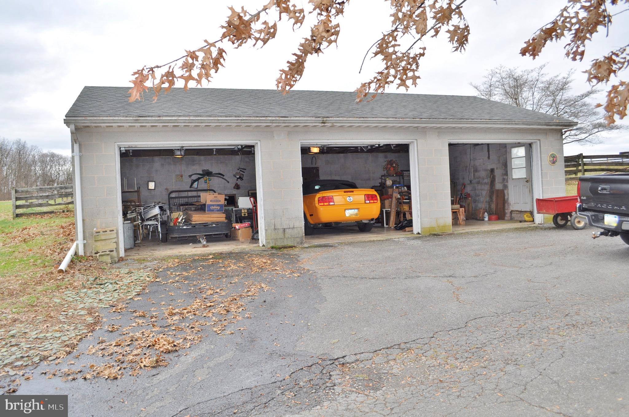 WINDSOR TWP - Residential