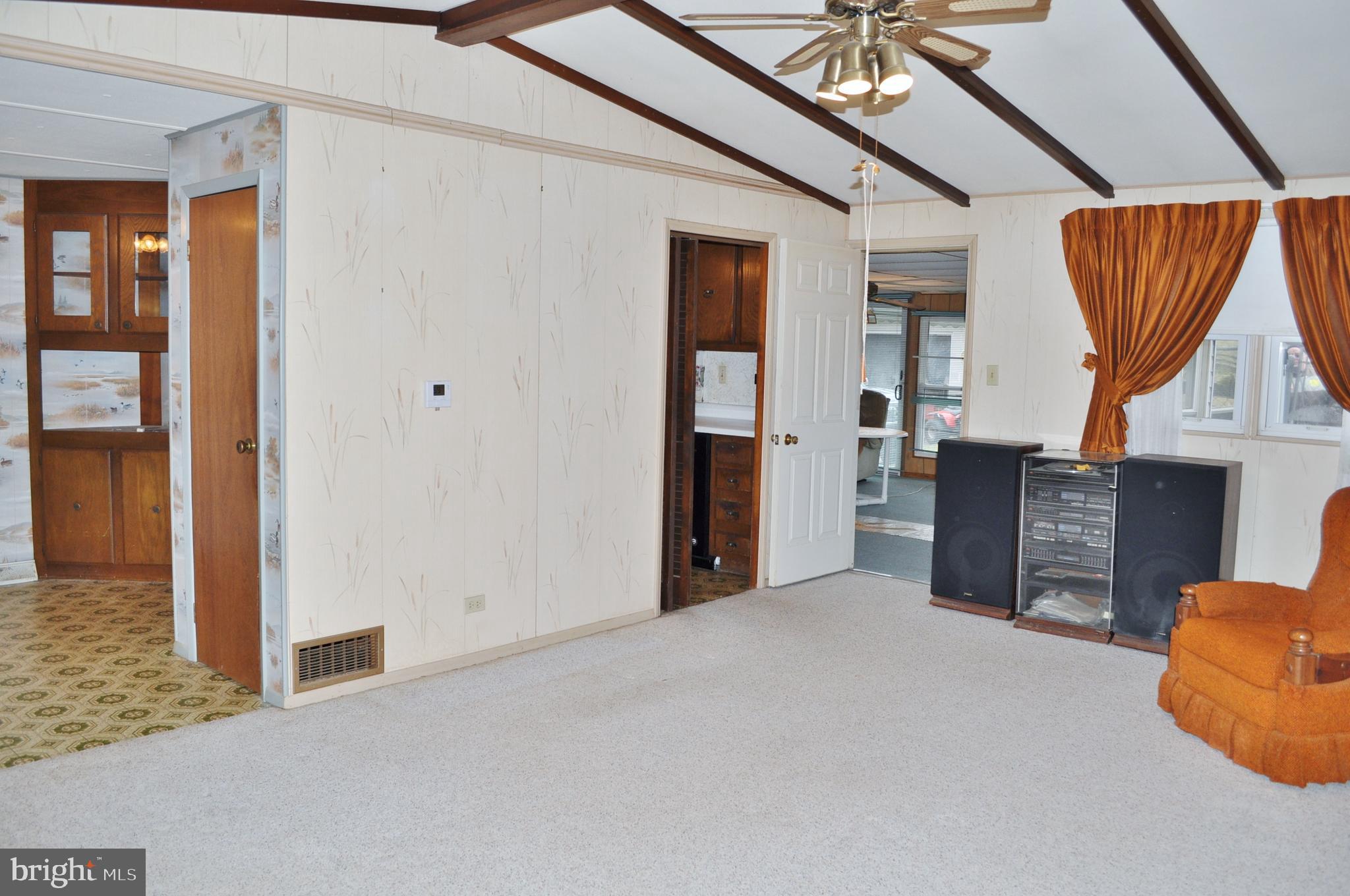 WINDSOR TWP - Residential