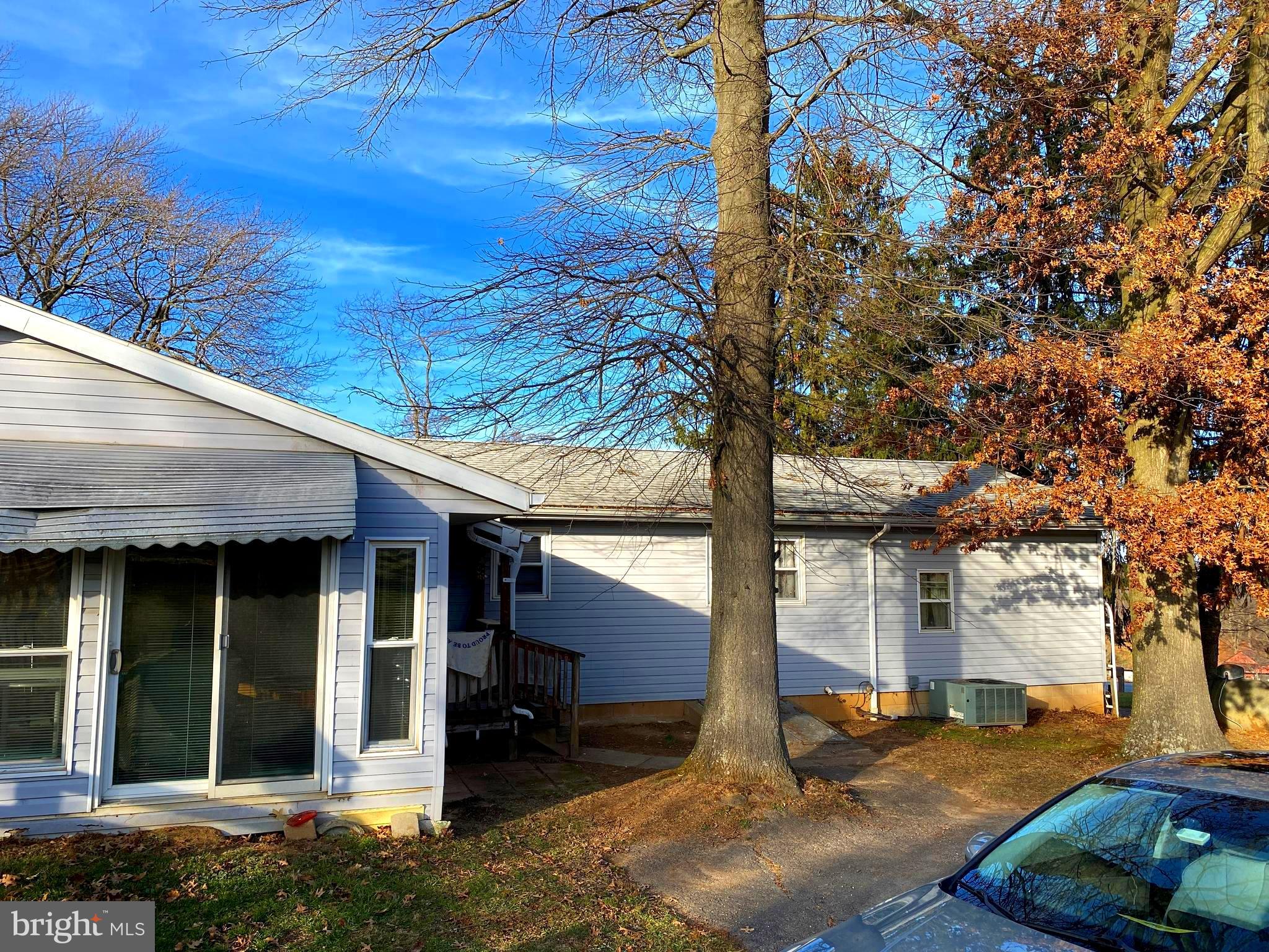 WINDSOR TWP - Residential