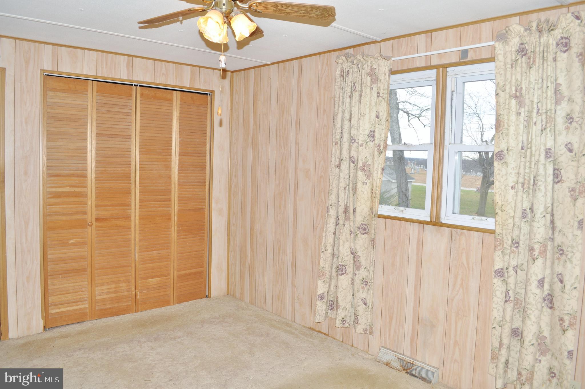 WINDSOR TWP - Residential