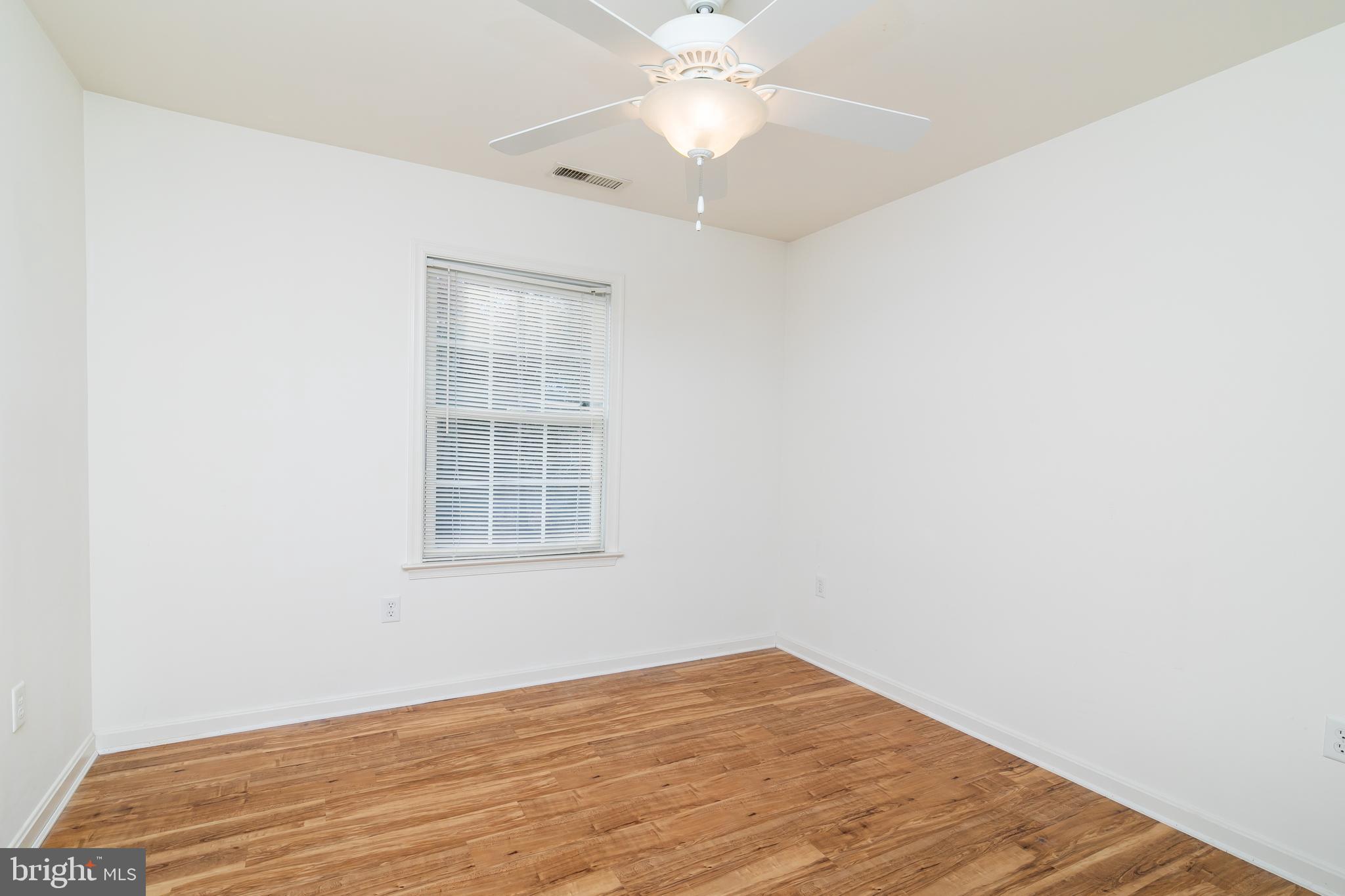 VILLAGES AT PARSONS LAKE - Residential