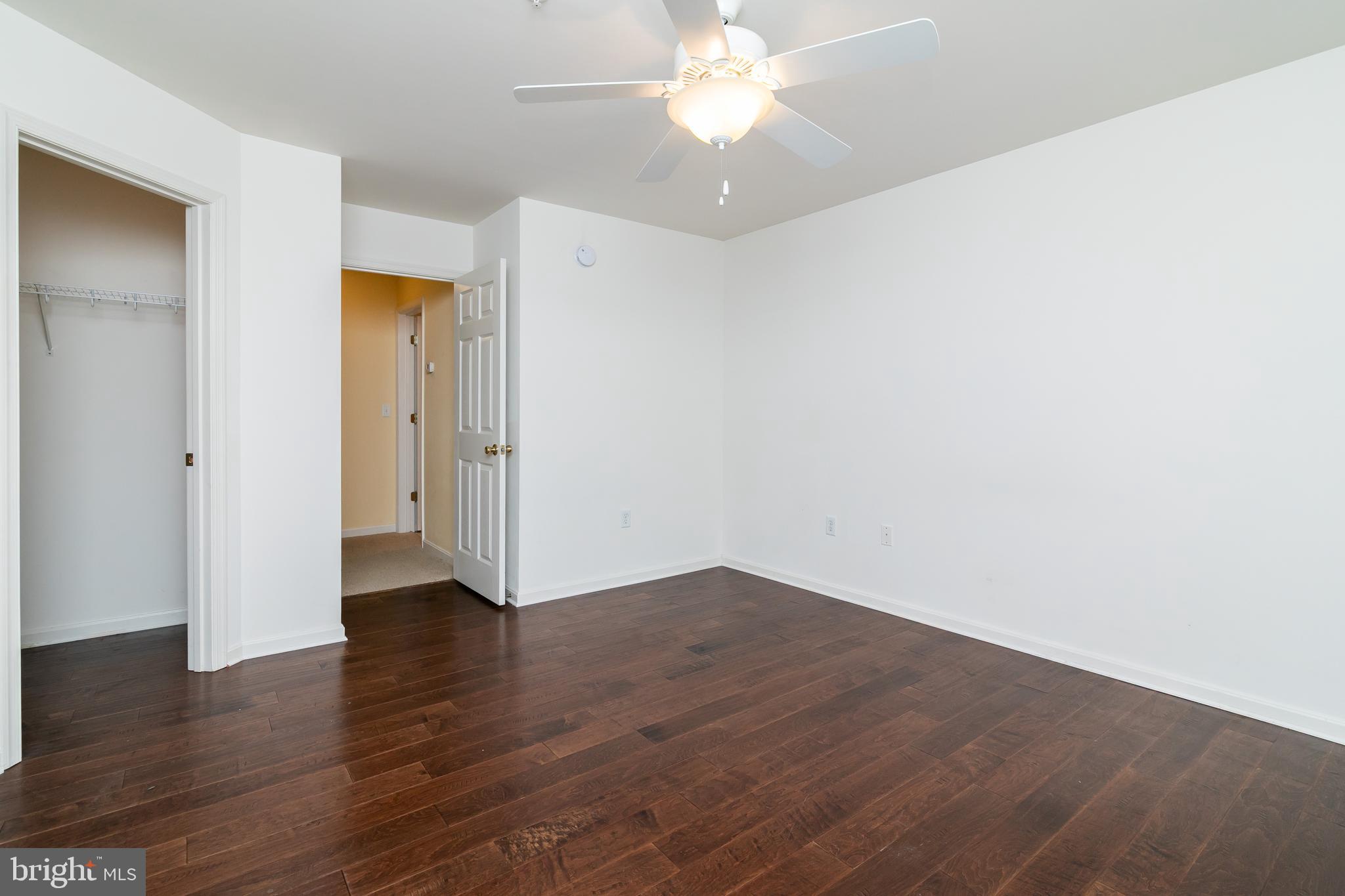 VILLAGES AT PARSONS LAKE - Residential