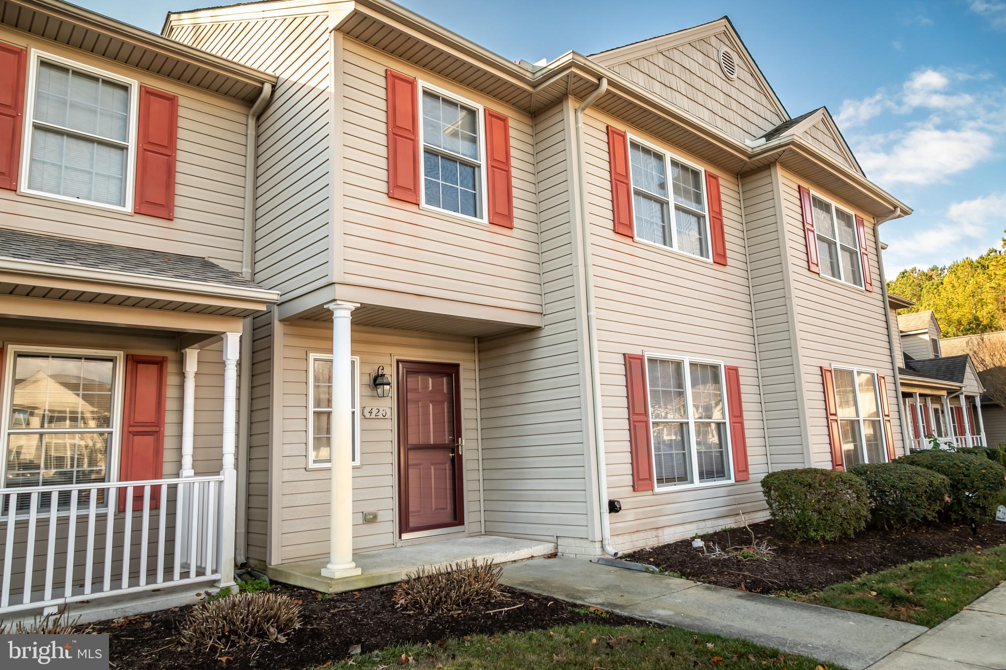 VILLAGES AT PARSONS LAKE - Residential