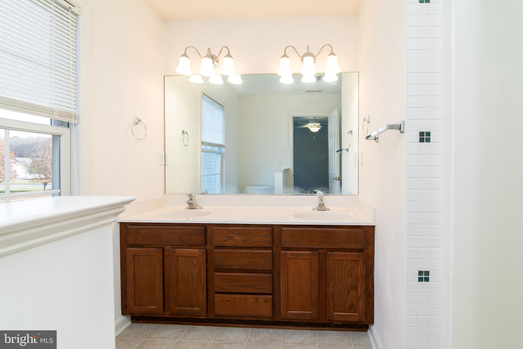 VILLAGES AT PARSONS LAKE - Residential