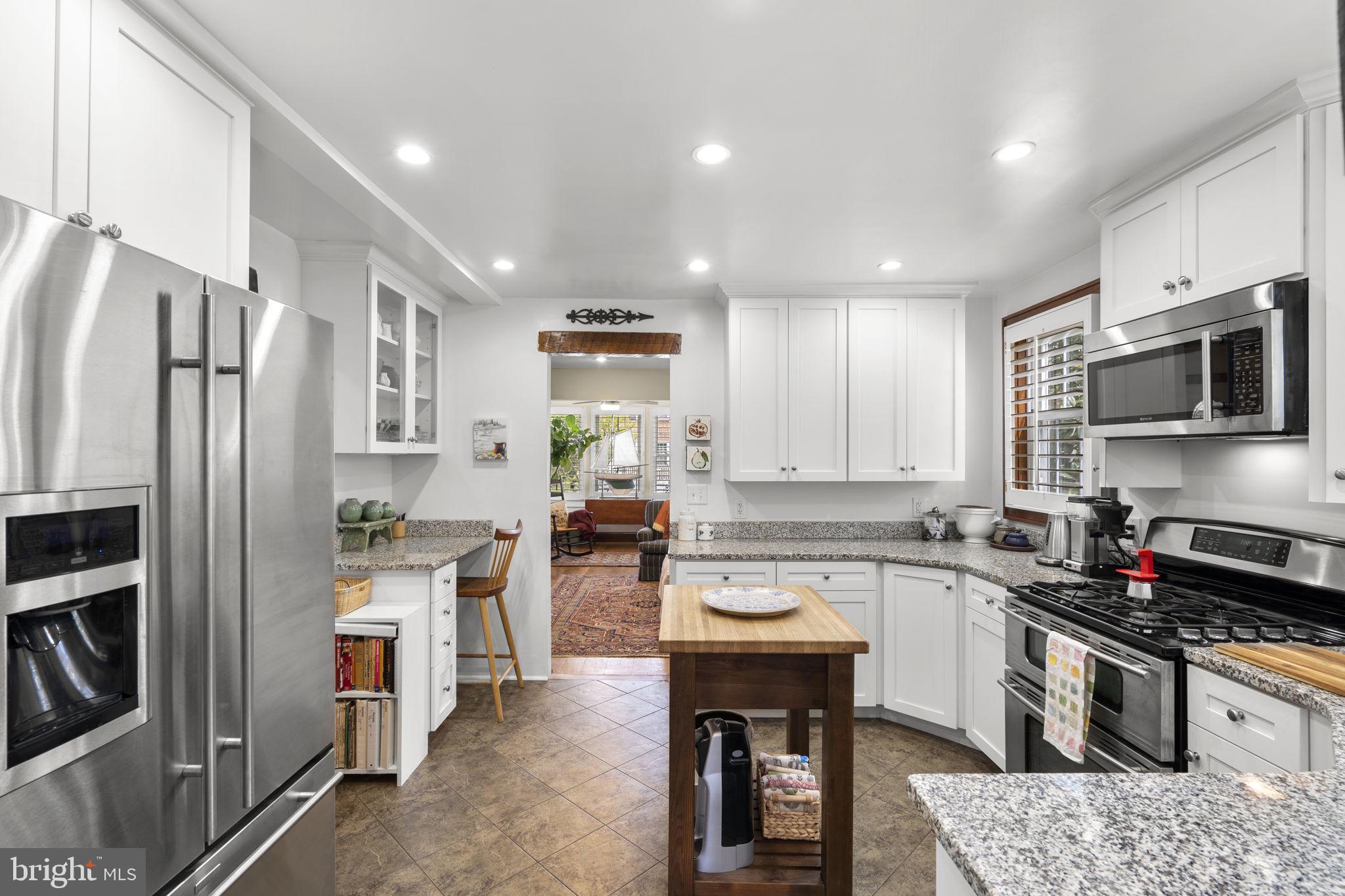 ROSEMONT PARK - Residential