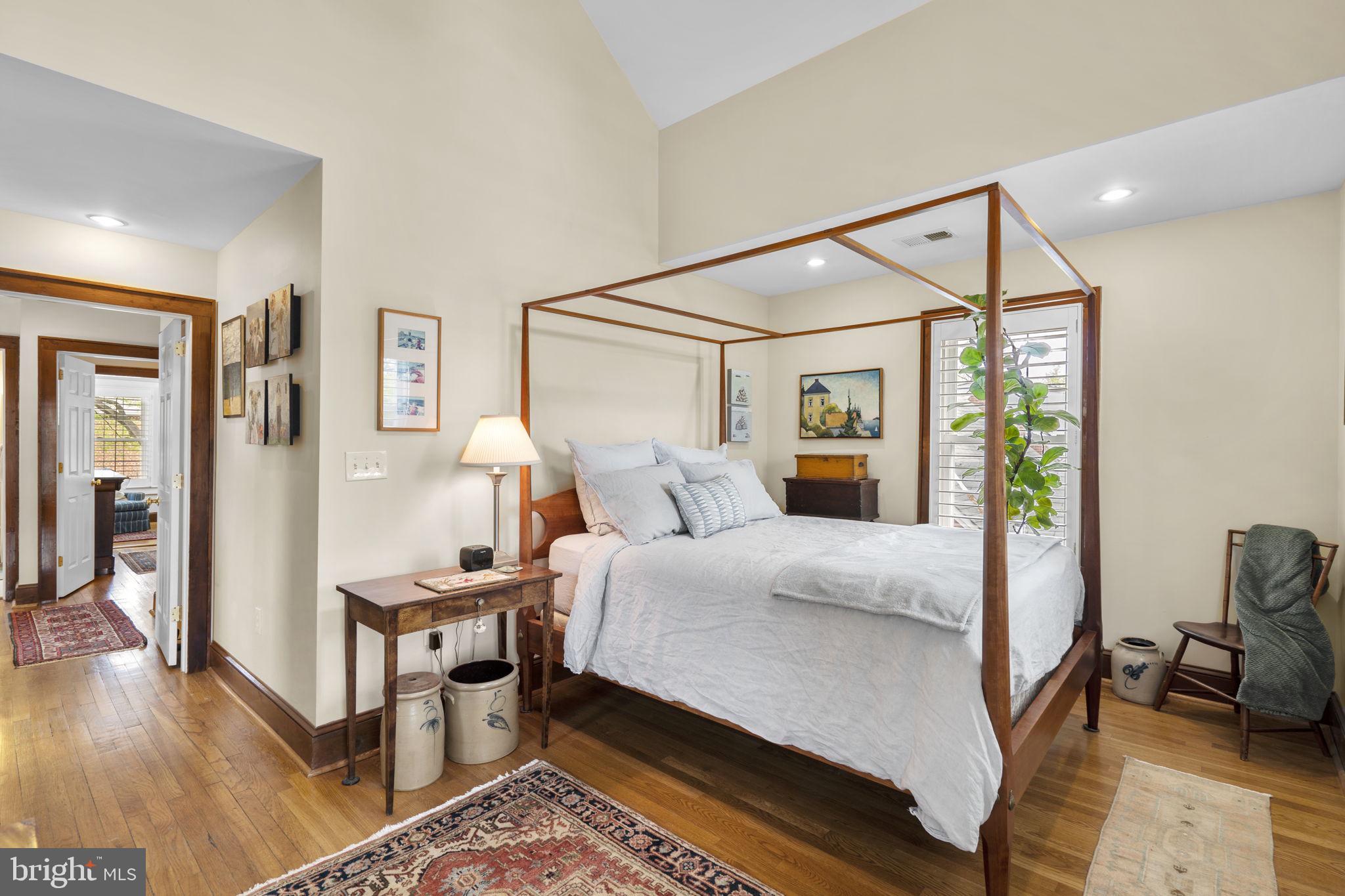 ROSEMONT PARK - Residential