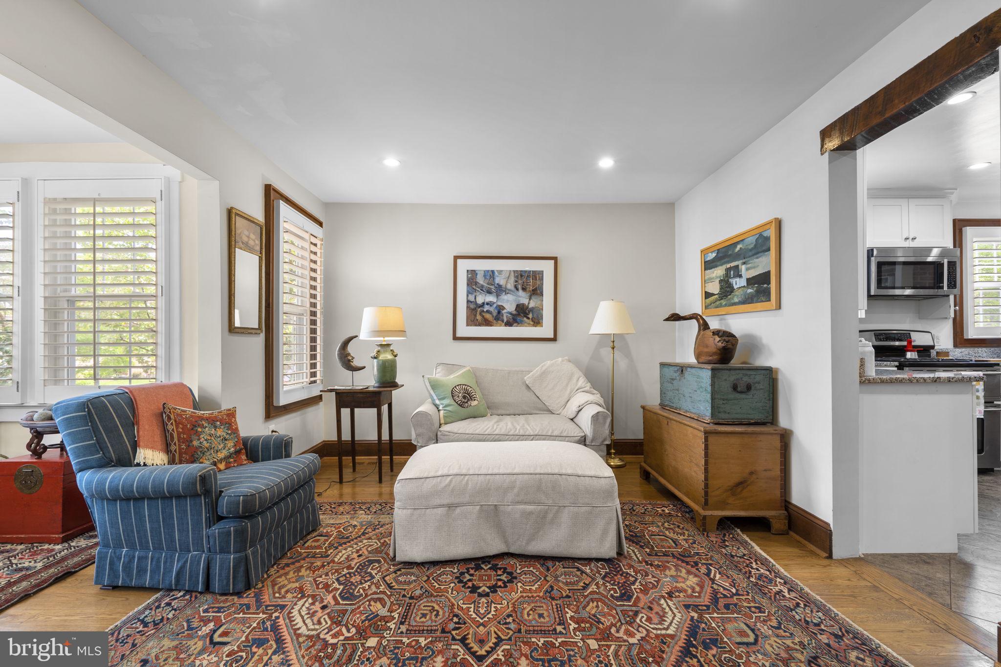 ROSEMONT PARK - Residential