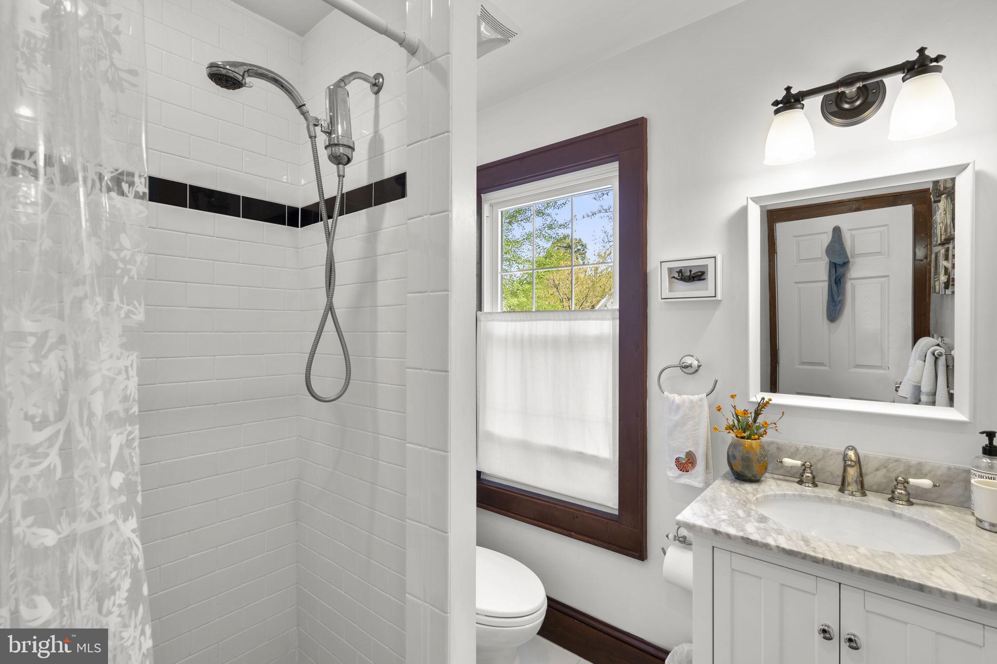 ROSEMONT PARK - Residential