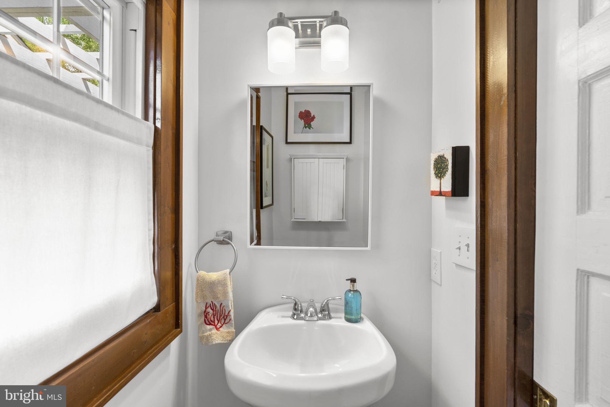 ROSEMONT PARK - Residential