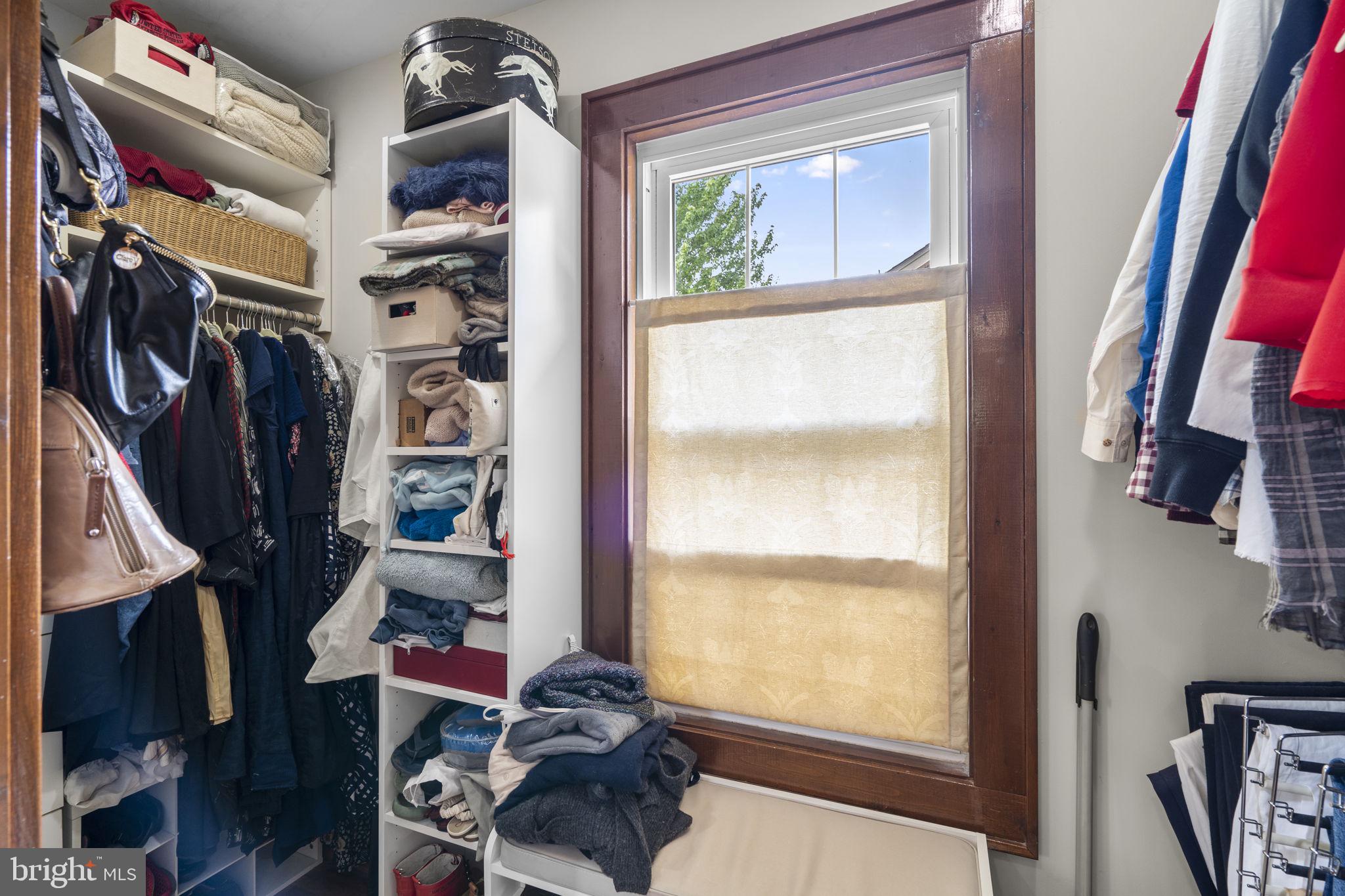 ROSEMONT PARK - Residential