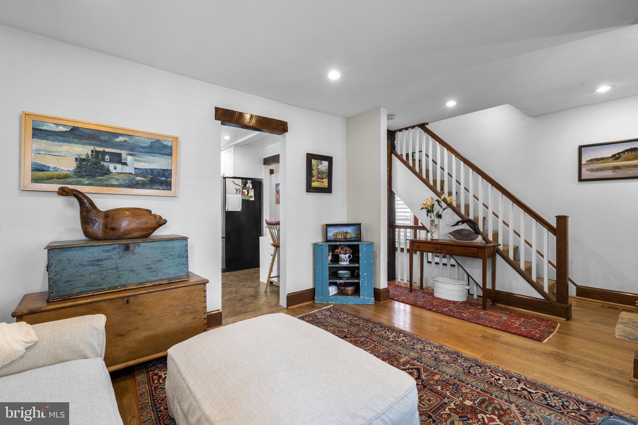 ROSEMONT PARK - Residential