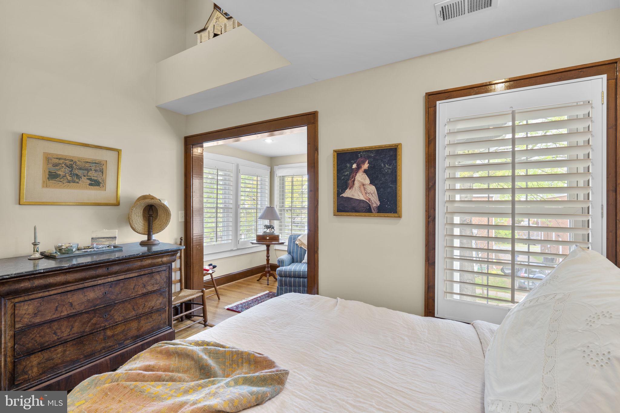 ROSEMONT PARK - Residential