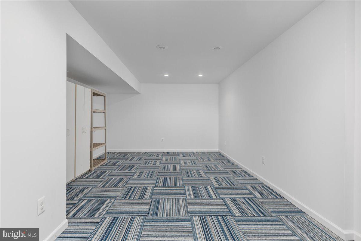 GLENDALE ESTATES - Residential