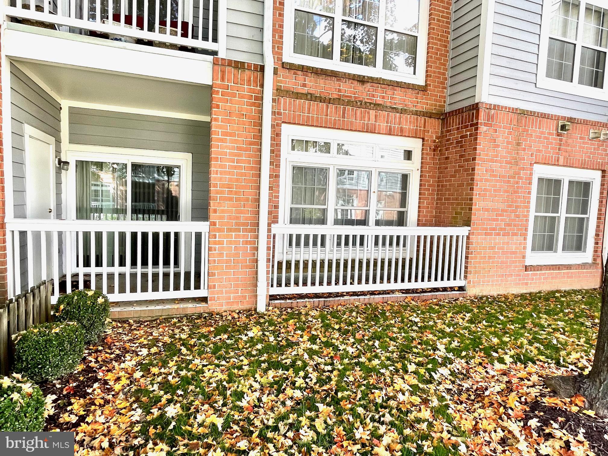 SPRING MILL - Residential