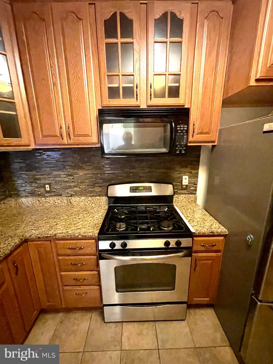 SPRING MILL - Residential