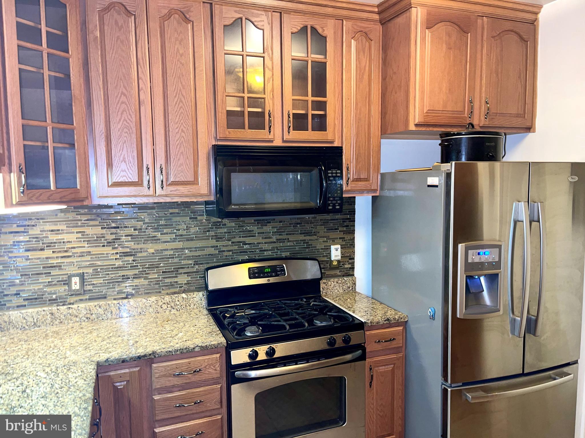 SPRING MILL - Residential